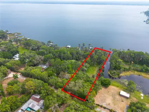 7305 NE 222nd St, Melrose, FL 32666