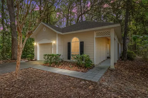 129 NW 48th Blvd #6, Gainesville, FL 32607