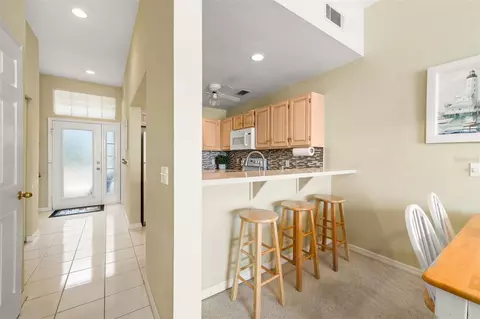 Entry Way - 21134 NE 101st Ave, Earleton, FL 32631 photo 1 of 2