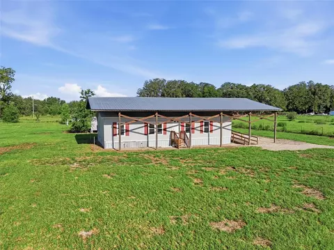 125 NW 40th Ave, Bell, FL 32619