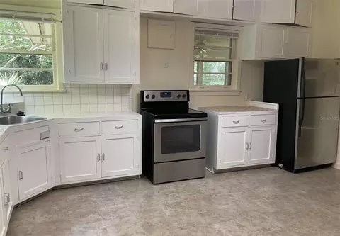 Kitchen - 2721 SW 3rd Pl, Gainesville, FL 32607 photo 3 of 3