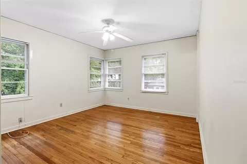 Bedroom - 2721 SW 3rd Pl, Gainesville, FL 32607 photo 6 of 12