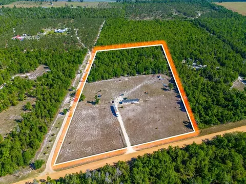 1147 SE Hammerly St, Madison, FL 32340