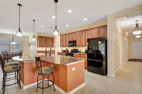 Kitchen - 5407 74th Pl E, Ellenton, FL 34222 photo 5 of 7