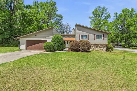 612 NW 101st St, Gainesville, FL 32607