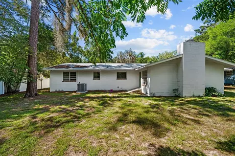 Exterior - 3716 SW 6th Pl, Gainesville, FL 32607 photo 2 of 7