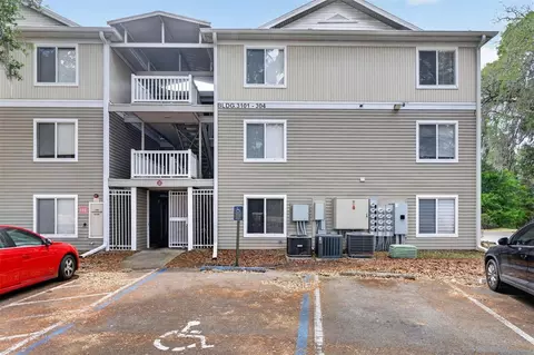 4000 SW 23rd St #3-302, Gainesville, FL 32608