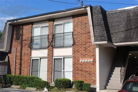 1700 SW 16th Ct #D22, Gainesville, FL 32608