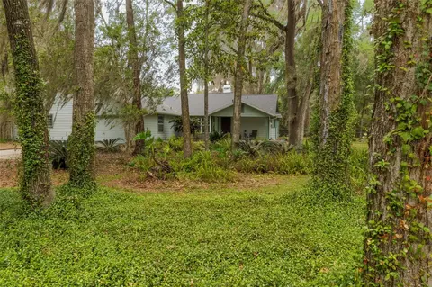 818 NW 202nd St, Newberry, FL 32669