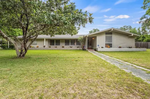25446 SW 5 Ave, Newberry, FL 32669