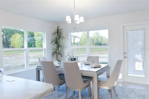 Dining - 1841 N Roberts Trl, Bell, FL 32619 photo 1 of 1