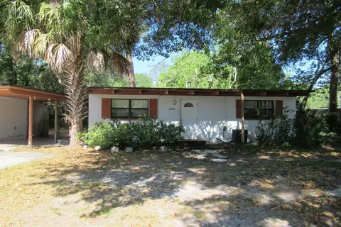 3004 NE 10th Dr, Gainesville, FL 32609