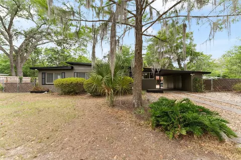 Exterior - 2214 NE 7th Ter, Gainesville, FL 32609 photo 2 of 11