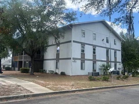 6519 W Newberry Rd #811, Gainesville, FL 32605