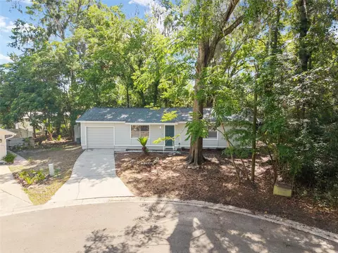 5701 SW 47th Pl, Gainesville, FL 32608