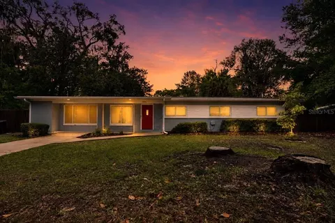 1032 NE 19th Pl, Gainesville, FL 32609