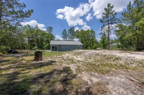 Exterior - 9025 SE County Road 221, Hampton, FL 32044 photo 4 of 6