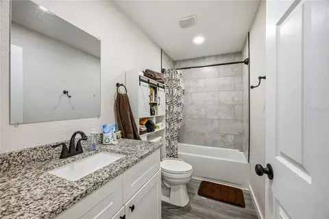 Bath - 9025 SE County Road 221, Hampton, FL 32044 photo 1 of 2