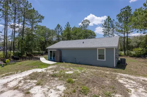 Exterior - 9025 SE County Road 221, Hampton, FL 32044 photo 6 of 6