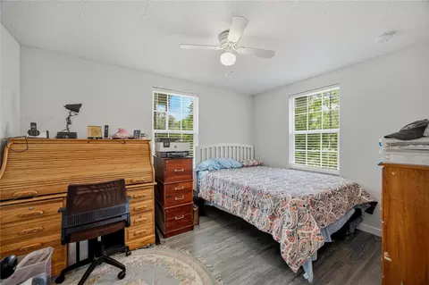 Bedroom - 9025 SE County Road 221, Hampton, FL 32044 photo 1 of 2