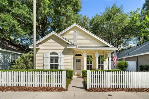 10341 SW 52nd Ave, Gainesville, FL 32608