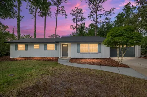 2251 NW 20th Ct, Gainesville, FL 32605