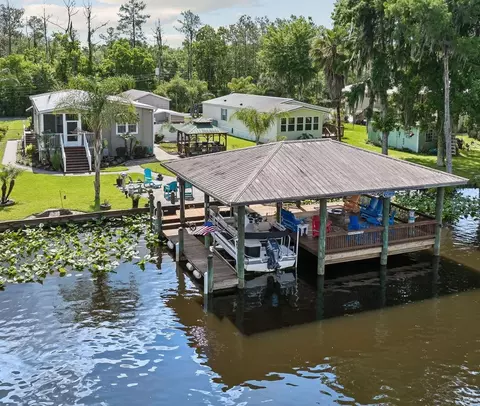 329 Paradise Cir, Satsuma, FL 32189