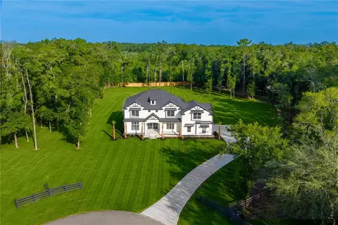 285 SW Hermitage Gln, High Springs, FL 32643