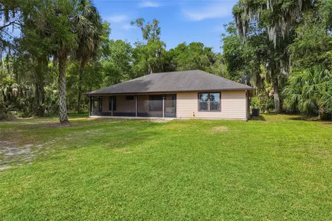 173 Little Orange Lake Dr, Hawthorne, FL 32640
