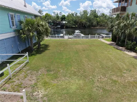 140 Ryland Cir, Steinhatchee, FL 32359 photo 4