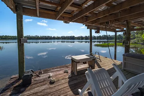 588 S County Road 21, Hawthorne, FL 32640