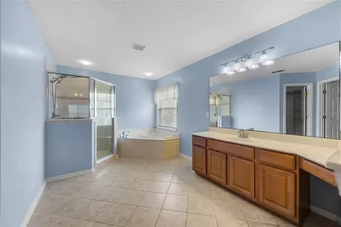 Bath - 741 Flowers St, Saint Augustine, FL 32092 photo 2 of 4