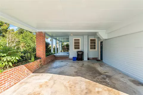 Exterior - 123 SE 1st St, Williston, FL 32696 photo 5 of 16