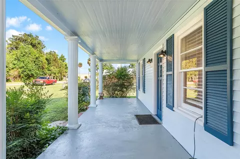 Exterior - 123 SE 1st St, Williston, FL 32696 photo 7 of 16