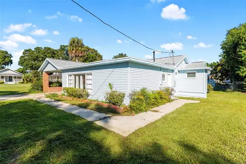 Exterior - 123 SE 1st St, Williston, FL 32696 photo 12 of 16