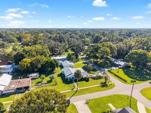 View/Area - 123 SE 1st St, Williston, FL 32696 photo 2 of 13