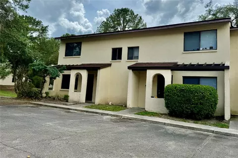 2735 SW 35th Pl #601, Gainesville, FL 32608