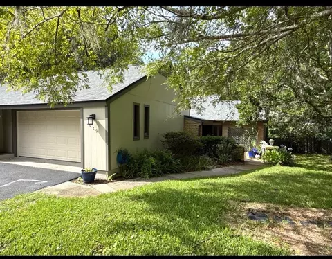 1629 NW 19th Cir, Gainesville, FL 32605