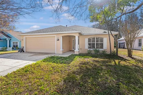 10314 Patrick Dr, Leesburg, FL 34788