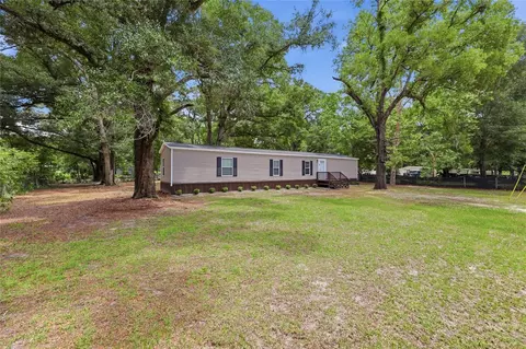 215 SW Alpine Pl, High Springs, FL 32643
