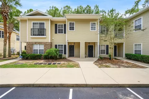 5065 NW 45th Rd #102, Gainesville, FL 32606
