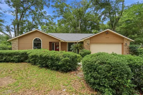 17026 Southside Ct, High Springs, FL 32643