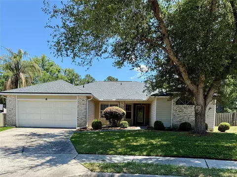 9009 NW 15th Ln, Gainesville, FL 32606