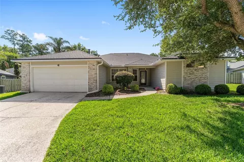 9009 NW 15th Ln, Gainesville, FL 32606