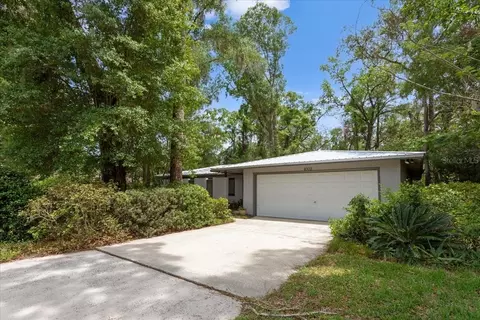4003 NW 34th Pl, Gainesville, FL 32606
