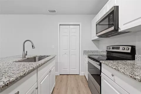 10191 NE 67th Ln, Bronson, FL 32621 photo 5