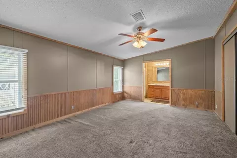 41 Scott St, Welaka, FL 32193 photo 10