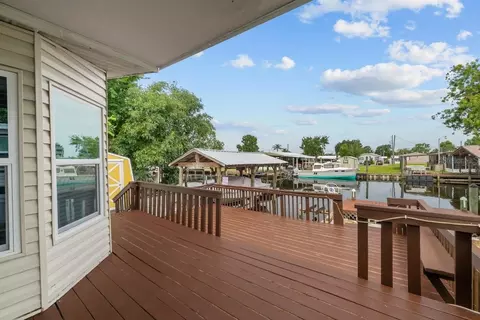 41 Scott St, Welaka, FL 32193 photo 6