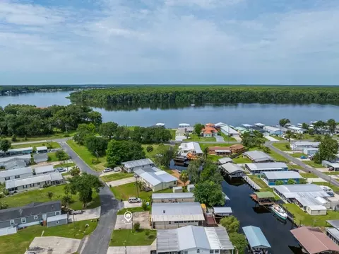 41 Scott St, Welaka, FL 32193 photo 33