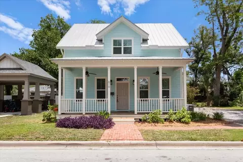 619 NW 3rd St, Gainesville, FL 32601